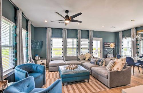 Pointe San Luis House | Peaceful Galveston Getaway with Deck Walk to Beach