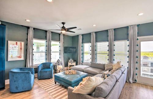 Pointe San Luis House | Peaceful Galveston Getaway with Deck Walk to Beach