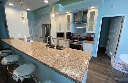 Port Richey House | Peaceful Garden Oasis
