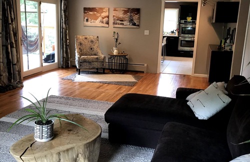 Pleasant Valley House | Peaceful getaway for outdoor enthusiasts-a modern home with a country/farm feel.