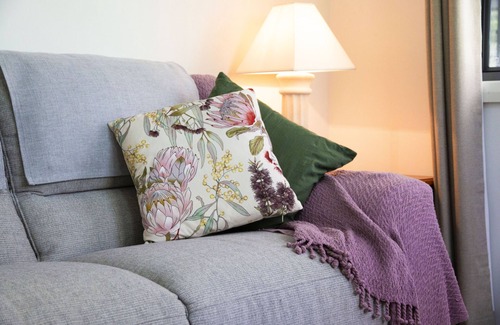 Moruya Heads Bed & Breakfast | PEACEFUL GETAWAY AMONGST THE BUSH, NEAR THE RIVER AND OCEAN, ENTIRE GUEST SUITE.
