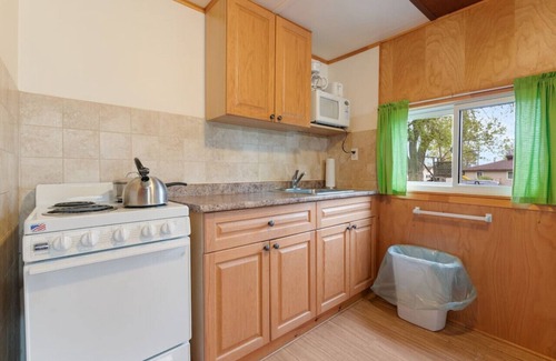 Otonabee-South Monaghan Cabin | Peaceful Getaway at Rice Lakes!