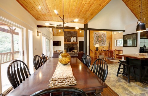 Piney Creek Cabin | Peaceful getaway at a beautiful cabin in the NC mountains!