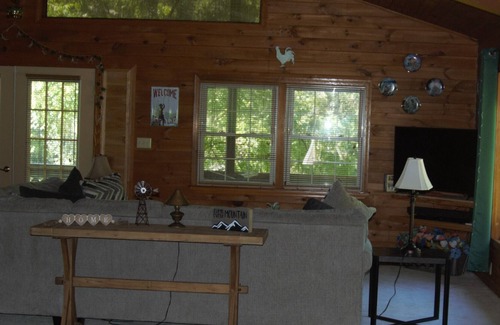 Ferguson Cabin | Peaceful getaway by a cozy mountain creek.