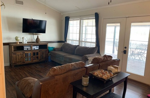 Concordia Parish House | Peaceful Getaway Camp