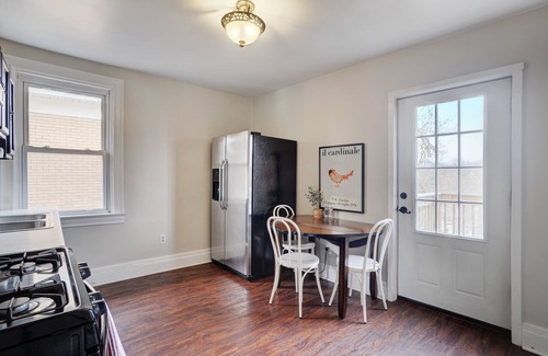 Bellevue Apartment | Peaceful Getaway in a Quiet Walking Neighborhood