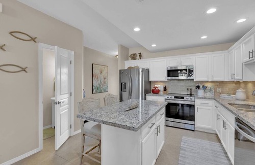 Laguna Vista House | Peaceful getaway townhome on the bay & close to the beach with all the amenities