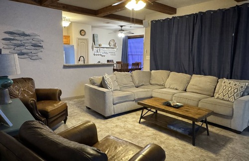 Kemp House | Peaceful Getaway