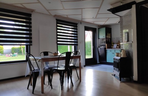 Brailly-Cornehotte House | Peaceful gîte in the Picardy countryside - 2 bedrooms, enclosed garden, family comfort