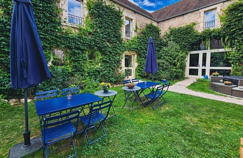 Etivey Cottage | Peaceful Ground-Floor Suite w/Garden + Hot Tub