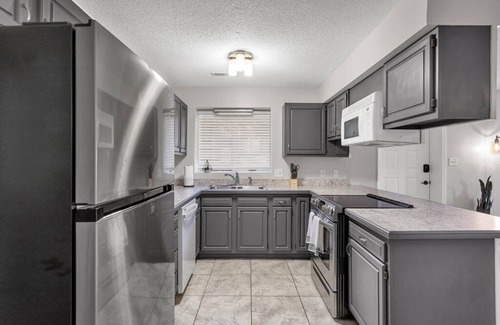 Southern Pines Condo | Peaceful Ground Floor Golf Course Condo! Great for Longer Stays!