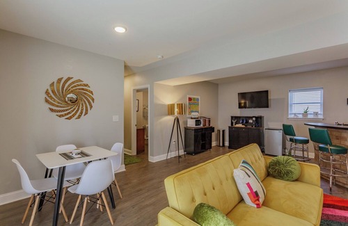 Lupton City Apartment | Peaceful guest suite just 15 mins from downtown