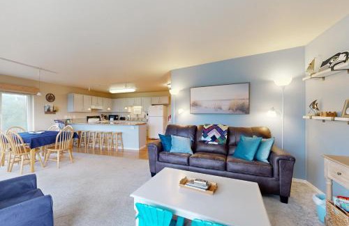 Long Beach Apartment | Peaceful Harbor