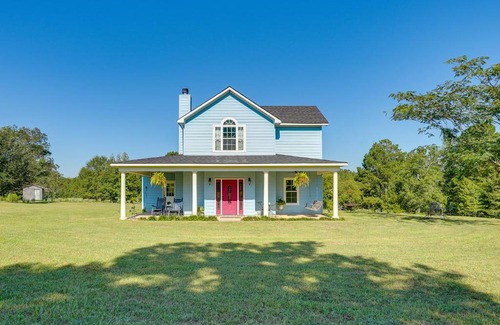 Claiborne Parish House | Peaceful Haynesville Vacation Rental with Yard!
