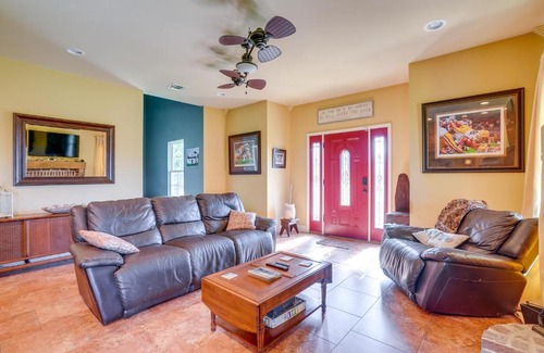 Claiborne Parish House | Peaceful Haynesville Vacation Rental with Yard!