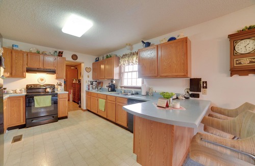 Almo Cottage | Peaceful Hazel Cottage w/Deck & Yard!