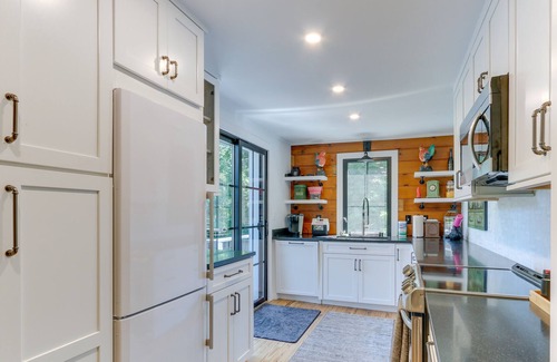 Bluemont House | Peaceful Hideaway w/ Shenandoah River Access