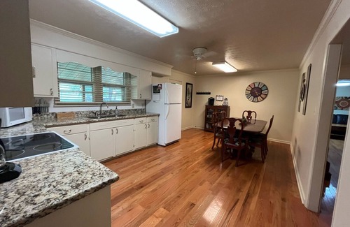 Centerville Cottage | Peaceful Hills Retreat’s cottage is clean and cozy with a creek on 97 acres