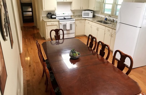 Centerville Cottage | Peaceful Hills Retreat’s cottage is clean and cozy with a creek on 97 acres