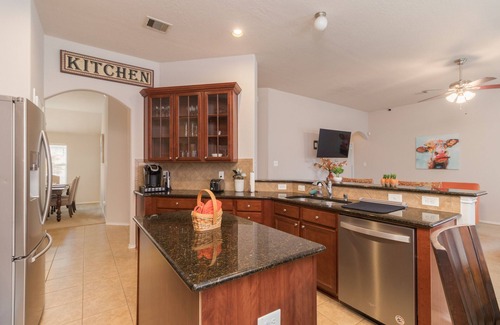 Central Southwest House | Peaceful Home 3BR/2BA