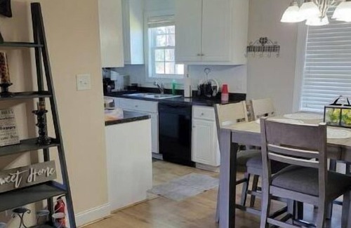 Crisp House | Peaceful Home Away From Home!