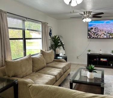 Oak Ridge House | Peaceful Home in Central Florida Near Universal