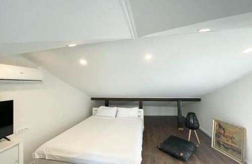 Zrnovo House | Peaceful home in old village