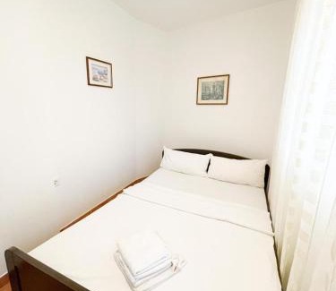 Zrnovo House | Peaceful home in old village