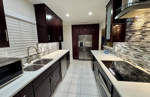 Greater Northdale House | Peaceful Home in Tampa Florida - La Villa Vacanza