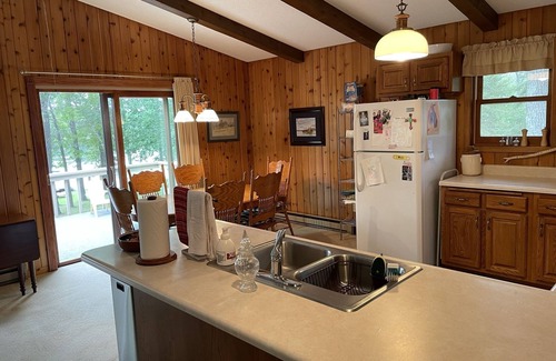 Pequot Lakes House | Peaceful home on quiet lake – year round fun!