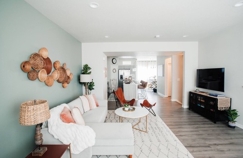 Cumbre Vista House | Peaceful home away from home in NE ColoradoSprings