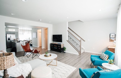 Cumbre Vista House | Peaceful home away from home in NE ColoradoSprings