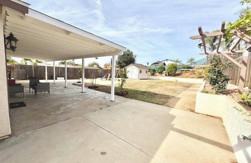 Midway House | Peaceful Home with Patio and Backyard in Escondido