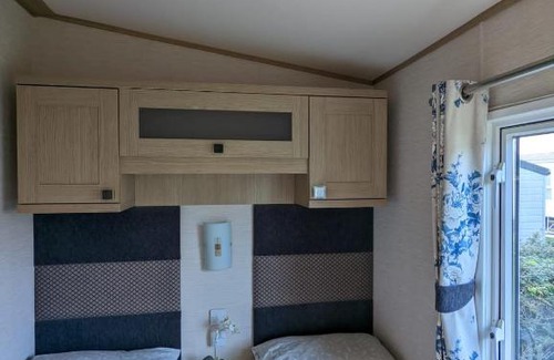 Weymouth Resort | PEACEFUL HOMELY Caravan IN LOVELY CUL DE SAC 1 DOG WELCOME ON REQUEST Littlesea Haven Weymouth