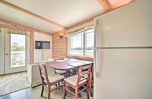 Horicon Apartment | Peaceful Horicon Studio w/Rock River Access!
