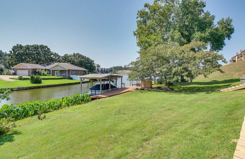 Hot Springs House | Peaceful Hot Springs Home Deck with Water Views!
