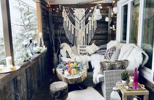 Saint-Raymond Ski Chalet | Peaceful Hot tub, outstanding terrace, lake & Outdoor Adventures with family