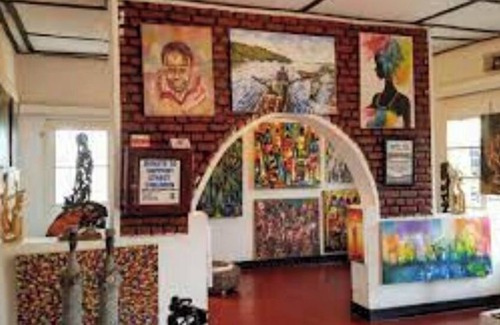 Kigali Bed & Breakfast | Peaceful House + Private Bathrooms