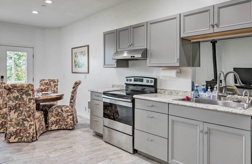Issaquah House | Peaceful Issaquah Hideaway w/ Sweeping Views