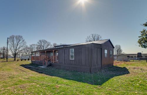 Oak Grove House | Peaceful Kentucky Countryside Cabin with Porch