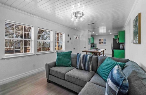 Little Elm House | Peaceful Lake Cabin in City Getaway Hot Tub, Beach, & Spacious Deck