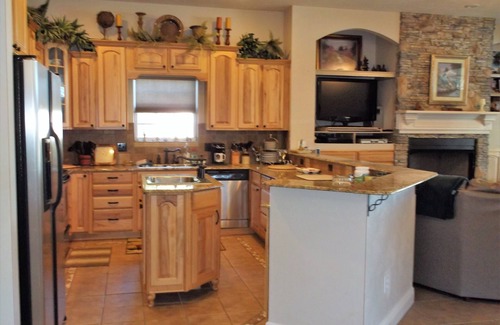 Hawthorne House | Peaceful Lake Retreat 2 Story Home On Riley Lake In Star Lake Forest Hawthorne