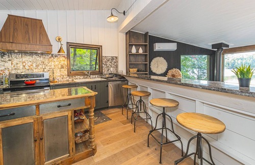 Dysart et al Cottage | Peaceful Lakefront Cottage On Little Kennisis Lake