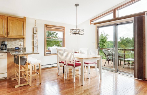 Athens House | Peaceful lakefront haven in the Catskill mountains, two fire pits, four.
