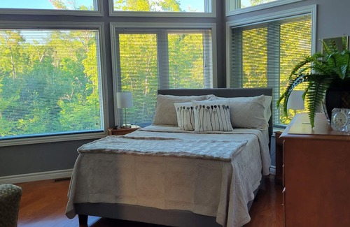 Bonnechere Valley House | Peaceful lakefront retreat