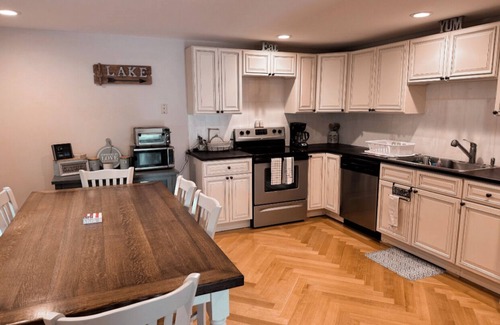 Chestertown Condo | Peaceful Lakeside Retreat with Private Beach