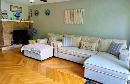 Chestertown House | Peaceful Lakeside Retreat with Private Beach