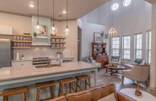 Spring Branch House | Peaceful, LARGE fenced property, perfect for families & pets in the hill country