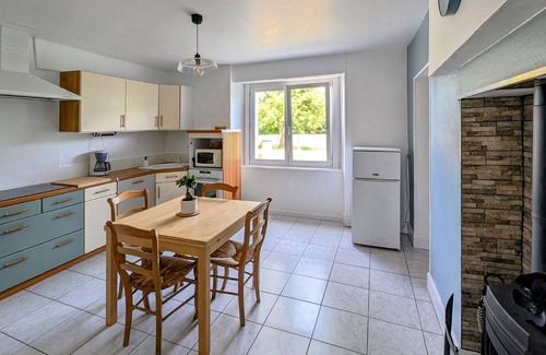 La Vernotte Cottage | Peaceful lodging in La Vernotte for 4 people