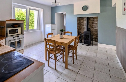La Vernotte Cottage | Peaceful lodging in La Vernotte for 4 people